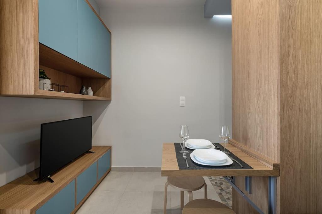 West City Suite 干尼亞 外观 照片