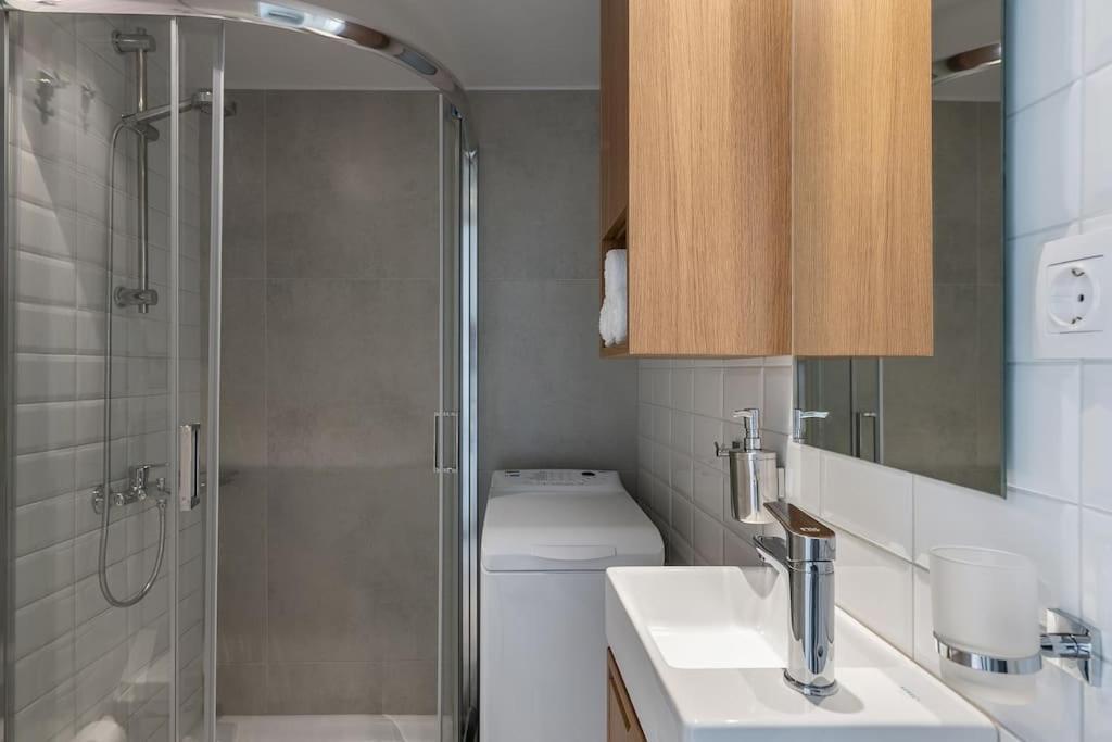 West City Suite 干尼亞 外观 照片