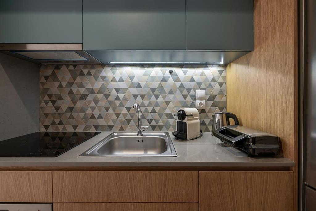 West City Suite 干尼亞 外观 照片
